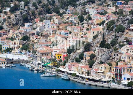 Porto di Gialos, Isola di Symi (Simi), Isola Dodecanese, Grecia Foto Stock