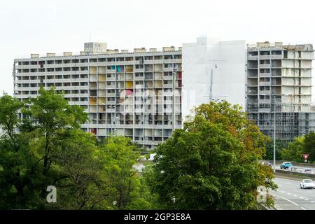 Demolizione dell'edificio UC1, quartiere Parilly, Bron, sobborgo orientale di Lione, Rodano, REGIONE AURA, Francia Foto Stock