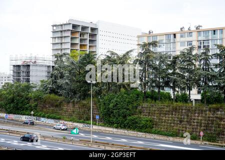 Demolizione dell'edificio UC1, quartiere Parilly, Bron, sobborgo orientale di Lione, Rodano, REGIONE AURA, Francia Foto Stock