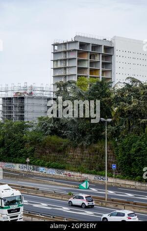 Demolizione dell'edificio UC1, quartiere Parilly, Bron, sobborgo orientale di Lione, Rodano, REGIONE AURA, Francia Foto Stock