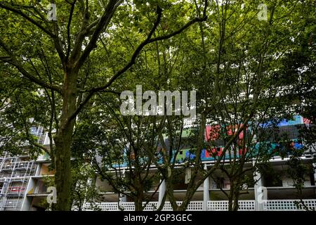 Demolizione dell'edificio UC1, quartiere Parilly, Bron, sobborgo orientale di Lione, Rodano, REGIONE AURA, Francia Foto Stock
