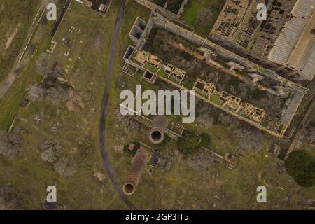 Vista aerea delle ex operazioni minerarie abbandonate peñarroya-pueblonuevo Spagna Luoghi abbandonati del settore Foto Stock