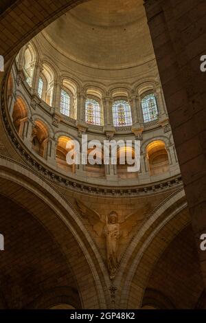 Interno della cupola della basilica del Sacre Coeur a Parigi Foto Stock