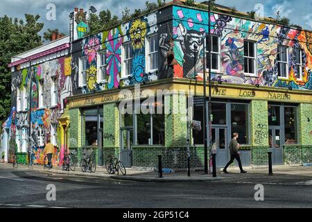 Esterno del rinnovato Lord Napier Star pub, Hackney Wick, settembre 2021 Foto Stock