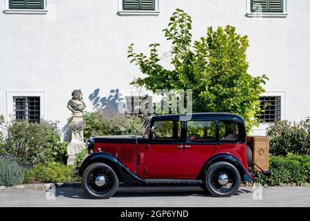 Auto d'epoca Hillman Minx anno di costruzione 1933, 3 marce, 1, capacità 185 ccm, 4 cilindri, 30 cv, peso 950 kg, Schloss Neuaigen, Austria Foto Stock