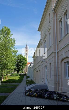 Kursalon in Lipik, più grande e più rappresentativa edificio in Lipik health resort è ora utilizzato come ospedale. Lipik, Croazia Foto Stock