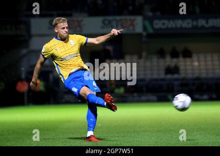 Londra, Regno Unito. 28 settembre 2021. Marc Roberts di Birmingham City in azione durante il gioco. EFL Skybet Championship Match, Queens Park Rangers / Birmingham City al Kiyan Prince Foundation Stadium, Loftus Road a Londra martedì 28 settembre 2021. Questa immagine può essere utilizzata solo a scopo editoriale. Solo per uso editoriale, licenza richiesta per uso commerciale. Nessun uso in scommesse, giochi o un singolo club/campionato/player pubblicazioni. pic di Steffan Bowen/Andrew Orchard sport fotografia/Alamy Live news credito: Andrew Orchard sport fotografia/Alamy Live News Foto Stock