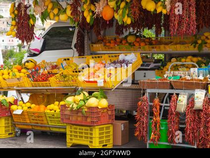 La frutta e la verdura fresca, Sorrento, Italia Foto Stock