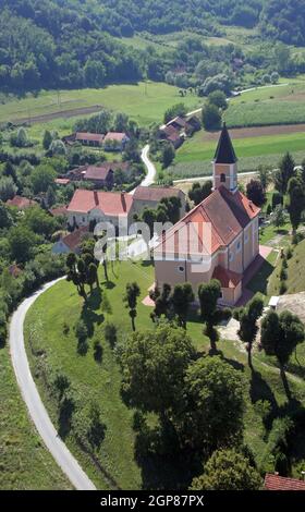 Chiesa parrocchiale di San Leopoldo Mandico a Orehovica, Croazia Foto Stock
