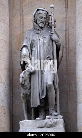 Saint Roch, statua sul portale della chiesa di Saint Roch a Parigi, Francia Foto Stock