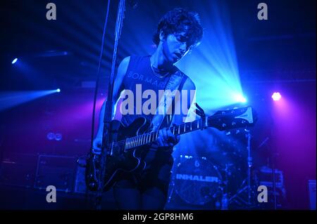 Settembre 28, 2021, Sheffield, South Yorkshire, U.K: Inhaler Performing at the Foundry , Sheffield , UK , 28.09.2021 (Credit Image: © Robin Burns/ZUMA Press Wire) Foto Stock