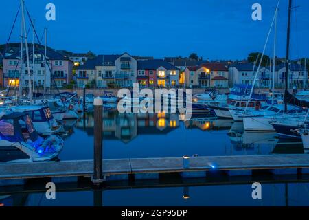 Vista delle barche a Deganwy Marina al tramonto, Conwy, Gwynedd, Galles del Nord, Regno Unito, Europa Foto Stock