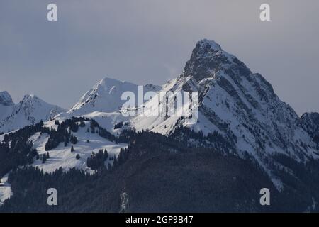 Le Rubli, montagna vista da Horneggi, Svizzera. Foto Stock