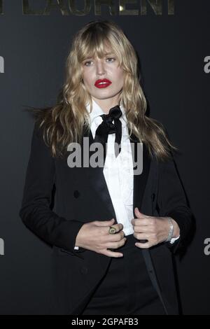 Parigi, Francia. 28 settembre 2021. Georgia May Jagger partecipa alla mostra di Saint Laurent Womenswear Primavera/Estate 2021 come parte della Paris Fashion Week a Parigi, Francia, il 28 settembre 2021. Foto di Aurore Marechal/ABACAPRESS.COM Credit: Abaca Press/Alamy Live News Foto Stock