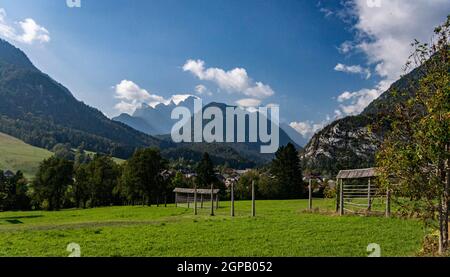 Vista sulle Alpi Giulie in Slovenia, Europa Foto Stock