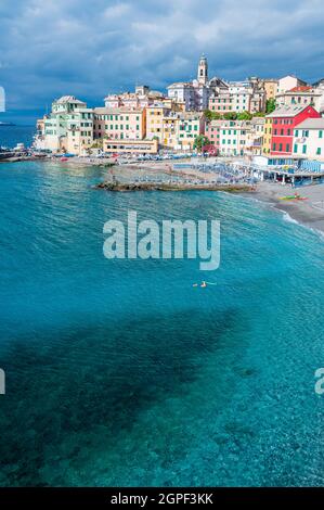 Vista sull'antico borgo di Bogliasco, sulla Riviera italiana Foto Stock