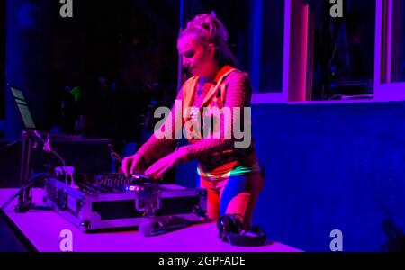 Orlando, Florida. Settembre 03, 2021. Bel DJ al Seaworld (8) Foto Stock