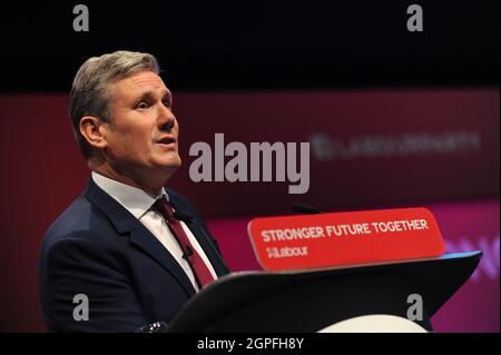 Brighton, Regno Unito. 29 settembre 2021. Keir Stammer, leader del partito laburista, ha tenuto il suo discorso LeaderÕ l'ultimo giorno della conferenza annuale del partito laburista al Brighton Centre. Credit: Kevin Hayes/Alamy Live News Foto Stock