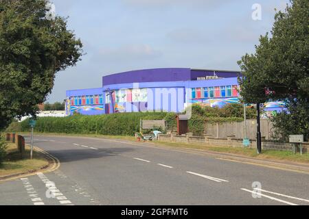 Camber, East Sussex, UK - 22 Settembre 2021: Pontins Holiday camp Camber Sands, Pontins è popolare tra i turisti, ma i siti sono scarsi Foto Stock