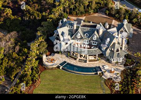 Vista aerea di una casa privata di lusso a Kiawah Island, South Carolina. Foto Stock