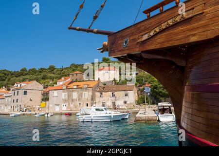 Croazia, Dalmazia, Isole Elafiti, Isola di Sipan, il porto di Sudurad, Katraka, una replica di una tradizionale barca a vela croata nelle Isole Elaphiti Foto Stock
