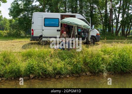 Francia, Haute Saone, Scey sur Saone, camper Foto Stock