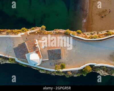 Portogallo, Algarve, Porches, Cappella di Nossa Senhora da Rocha (vista aerea) Foto Stock