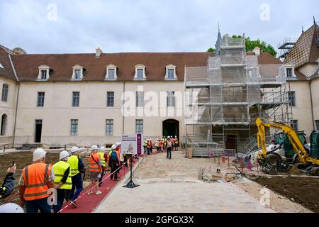 Francia, Cote d'Or, Digione, zona dichiarata Patrimonio dell'Umanità dall'UNESCO, il sito in costruzione della Cité Internationale de la Gastronomie et du Vin, la Cappella della Santa Croce a Gerusalemme Foto Stock