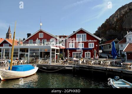 Villaggio svedese della costa occidentale di Fjällbacka Foto Stock