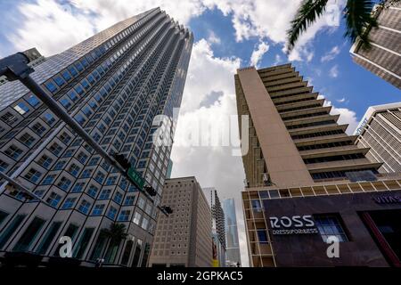 Miami Beach, Florida, USA - 25 settembre 2021: Southeast Financial Tower Downtown Miami Foto Stock