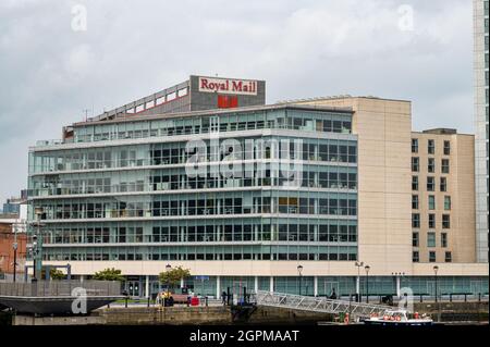 Belfast, N.Ireland- 4 settembre 2021: L'edificio dell'ufficio Royal Mail nella città di Belfast. Foto Stock