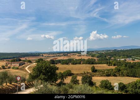 Alto angolo di vista delle colline toscane (provincia di Siena). Luce del giorno. Spazio di copia Foto Stock