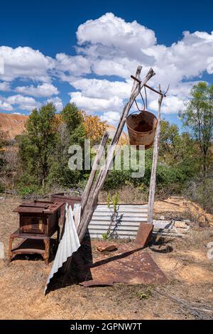 Restaurato Rondugored Iron Miners Cottage, Ravenswood, North Queensland, Australia Foto Stock