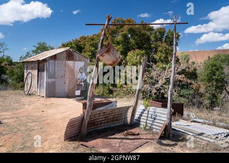 Restaurato Rondugored Iron Miners Cottage, Ravenswood, North Queensland, Australia Foto Stock