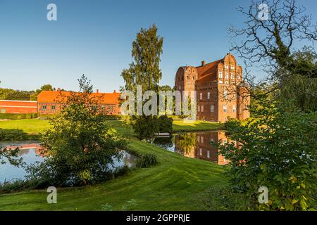 Hesselagergård (Hesselagergaard) dei, Svendborg. La residenza della linea danese dei Baroni di Blixen-Finecke è uno dei più antichi edifici rinascimentali della Danimarca. Fino ad oggi è ancora abitata dai membri della famiglia. Foto Stock