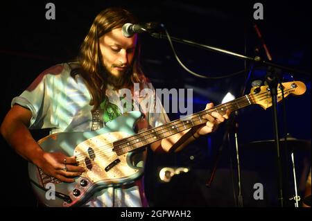 Settembre 28, 2021, Sheffield, South Yorkshire, U.K: Wet leg Performing at the Foundry , Sheffield , UK , 28.09.2021 (Credit Image: © Robin Burns/ZUMA Press Wire) Foto Stock