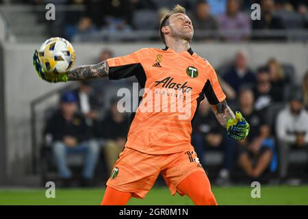 Il portiere di Portland Timbers Steve Clark (12) durante una partita di calcio MLS contro il LAFC, mercoledì 29 settembre 2021, a Los Angeles. (Dylan Stewart/imag Foto Stock