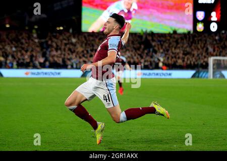 Londra, Regno Unito. 30 settembre 2021. Declan Rice of West Ham United festeggia dopo aver segnato il suo primo goal team. UEFA Europa League match, gruppo H, West Ham Utd v Rapid Wien al London Stadium, Queen Elizabeth Olympic Park di Londra giovedì 30 settembre 2021. Questa immagine può essere utilizzata solo per scopi editoriali. Solo per uso editoriale, licenza richiesta per uso commerciale. Nessun uso in scommesse, giochi o un singolo club/campionato/player pubblicazioni. pic di Steffan Bowen/Andrew Orchard sport fotografia/Alamy Live news credito: Andrew Orchard sport fotografia/Alamy Live News Foto Stock