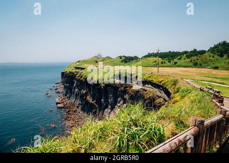 Songaksan Mountain Trail con mare a Jeju Island, Corea Foto Stock