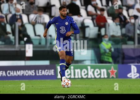 Ruben Loftus-guancia del Chelsea FC controlla la palla durante la partita UEFA Champions League Group H tra Juventus FC e Chelsea FC Foto Stock