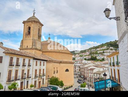 Antica chiesa rotonda dell'Incarnazione a Montefrio in Spagna Foto Stock