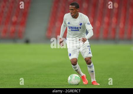 Copenaghen, Danimarca. 30 settembre 2021. Luther Singh (7) del FC Copenhagen visto durante la partita della UEFA Europa Conference League tra il FC Copenhagen e il Lincoln Red Imps FC al Parken di Copenhagen. (Photo Credit: Gonzales Photo/Alamy Live News Foto Stock