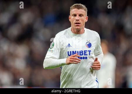 Copenaghen, Danimarca. 30 settembre 2021. PEP Biel (16) del FC Copenhagen visto durante la partita della UEFA Europa Conference League tra il FC Copenhagen e il Lincoln Red Imps FC al Parken di Copenhagen. (Photo Credit: Gonzales Photo/Alamy Live News Foto Stock