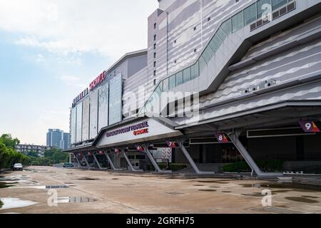 Bangkok, Thailandia - 30 Apr 2021, un luogo del terminal turistico di Bangkok al centro commerciale SHOWDC che chiude il 1-31 maggio 2021 a Coronavirus focolaio per Foto Stock