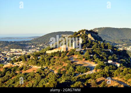 Francia, Var (83), Hyères, vieille ville, Château d'Hyères/Francia, Var, Hyeres, Città Vecchia, Castello di Hyeres Foto Stock