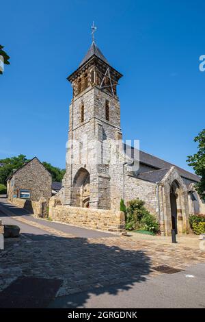 Francia, Ille-et-Vilaine, Mont-Dol, 12 ° secolo chiesa di Saint-Pierre lungo il GR 34 sentiero escursionistico o doganale Foto Stock