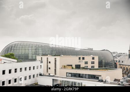 Edificio dei grandi magazzini Peek e Cloppenburg a Colonia, Germania Foto Stock