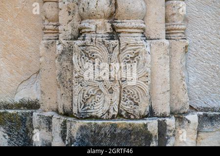 Bellissimi dipinti sulle pareti del tempio in Georgia Foto Stock