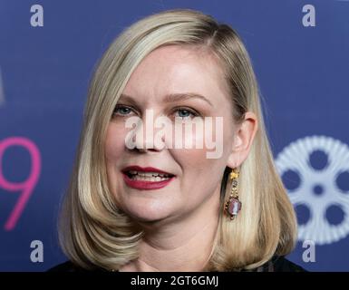 New York, NY - 1 ottobre 2021: Kirsten Dunst partecipa alla prima Power of the Dog durante il 59th New York Film Festival ad Alice Tully Hall Foto Stock