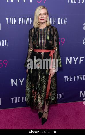 New York, Stati Uniti. 01 ottobre 2021. Kirsten Dunst partecipa alla prima Power of the Dog durante il 59° Festival del film di New York presso Alice Tully Hall a New York il 1° ottobre 2021. (Foto di Lev Radin/Sipa USA) Credit: Sipa USA/Alamy Live News Foto Stock